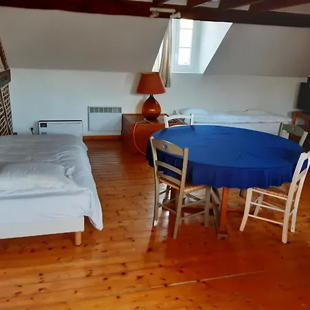 Le Manoir De Conteville בית הארחה *