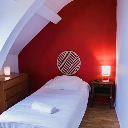 Le Manoir De Conteville Guest house