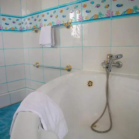 Le Manoir De Conteville *
