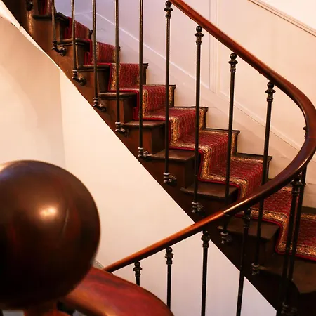 Le Manoir De Conteville Guest house